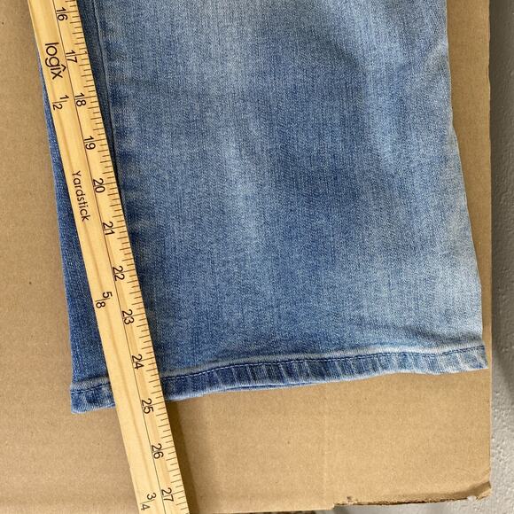 Universal Standard Bae Boyfriend Crop Jeans Size 16 Light Blue High Rise - Picture 9 of 10